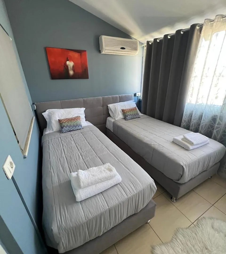 Rajs Apartment Tirana