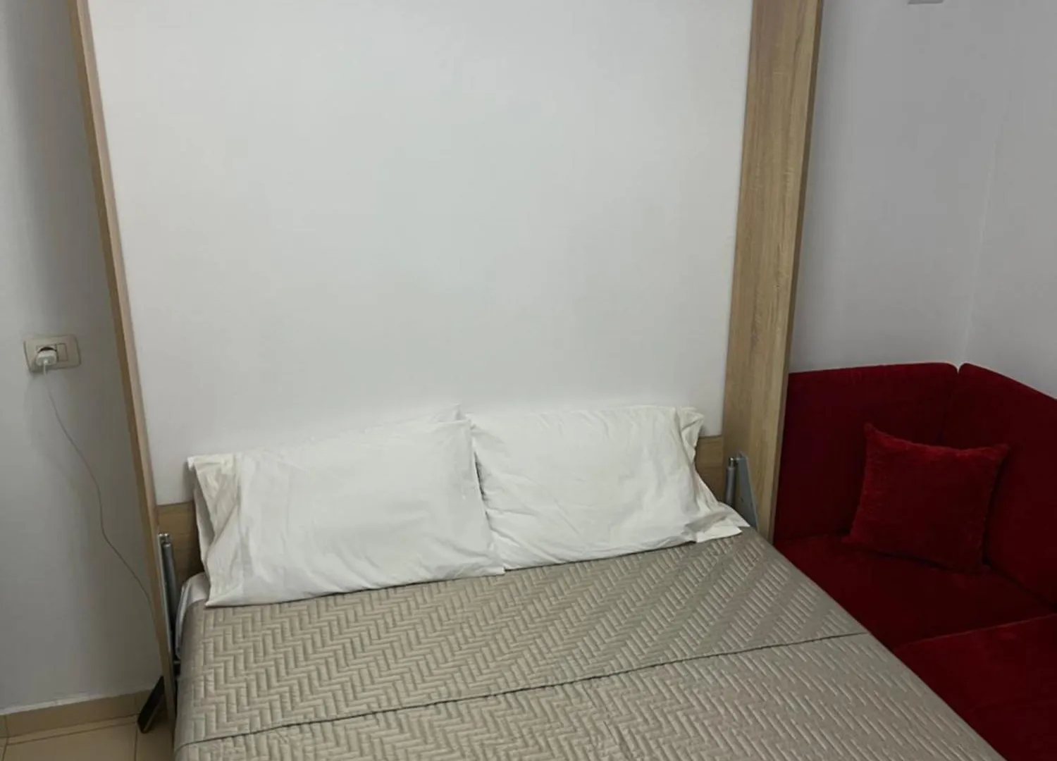 Rajs Apartment Tirana